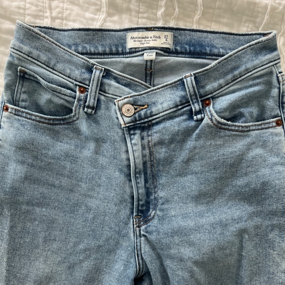 Abercrombie & Fitch Skinny High rise jeans - Picture 2 of 3